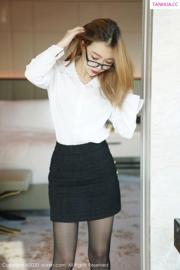 冯木木LRIS  [XiuRen]高清写真图 2020.10.26 No.2695 冯木木LRIS第9张图片